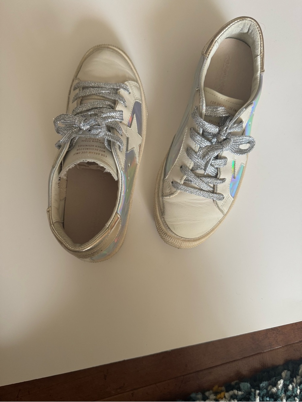 Golden Goose Kids Holographic Silver Low-Top Sneakers - Picture 2 of 10